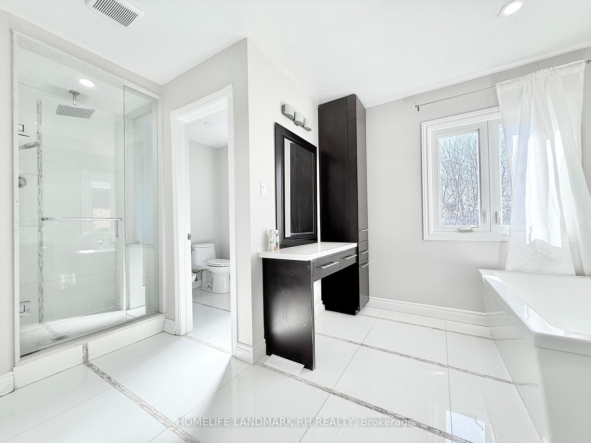 Photo 20 of 138 Strathearn Avenue, Richmond Hill, Bayview Hill — HOMEH