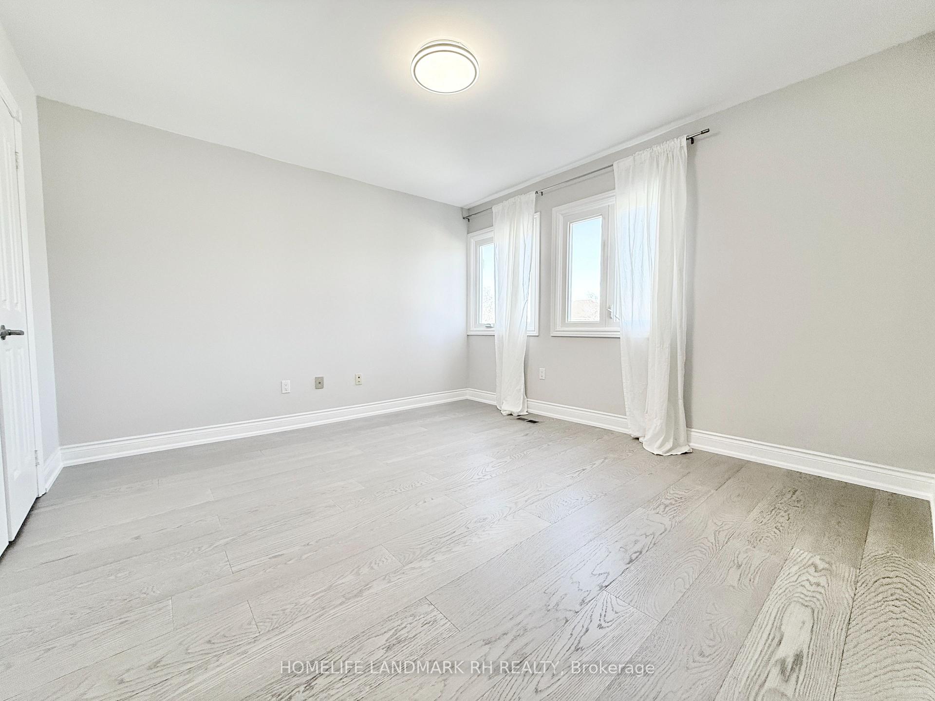 Photo 25 of 138 Strathearn Avenue, Richmond Hill, Bayview Hill — HOMEH