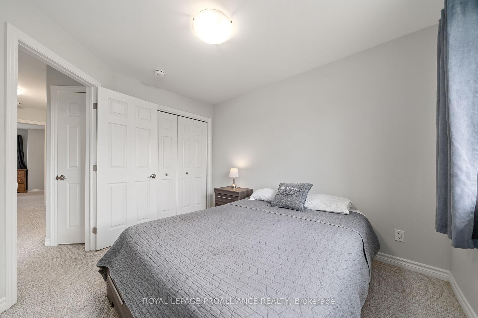 Photo 21 of 45 Ledgerock Court, Quinte West, Sidney Ward — HOMEH