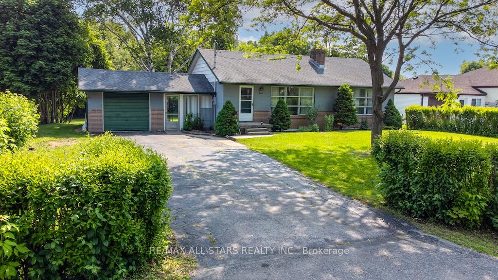 Photo 2 of 59 Queens Road, Whitby, Rural Whitby — HOMEH