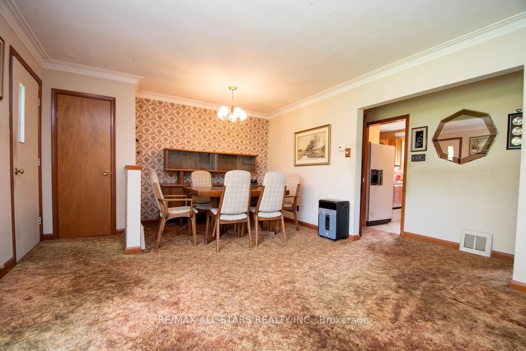 Photo 9 of 59 Queens Road, Whitby, Rural Whitby — HOMEH