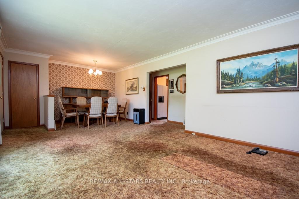 Photo 10 of 59 Queens Road, Whitby, Rural Whitby — HOMEH