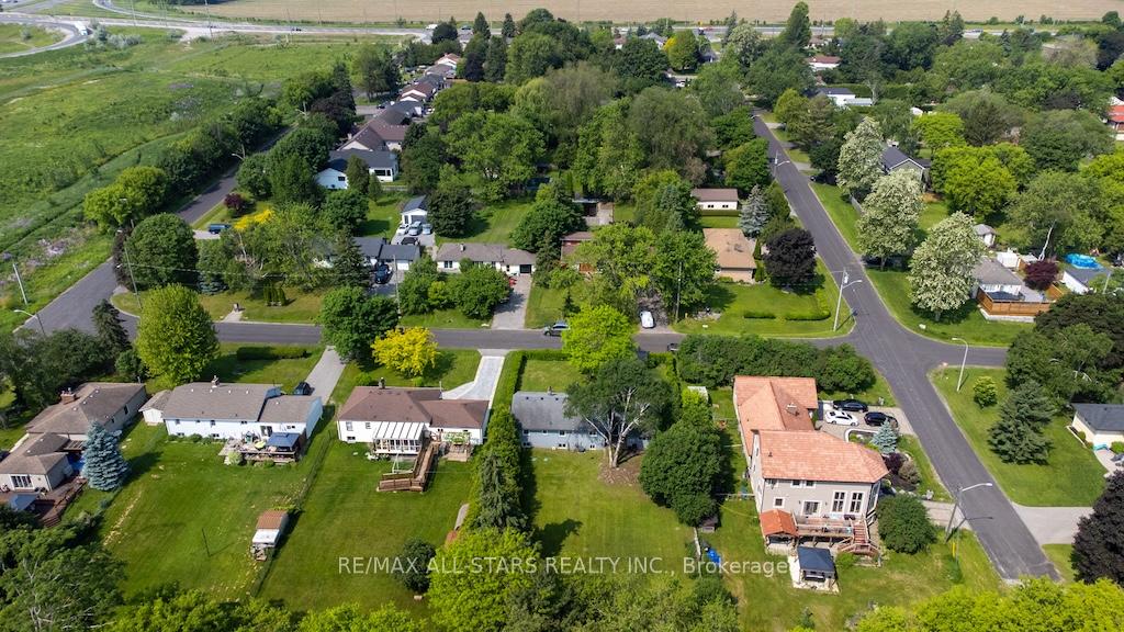 Photo 37 of 59 Queens Road, Whitby, Rural Whitby — HOMEH