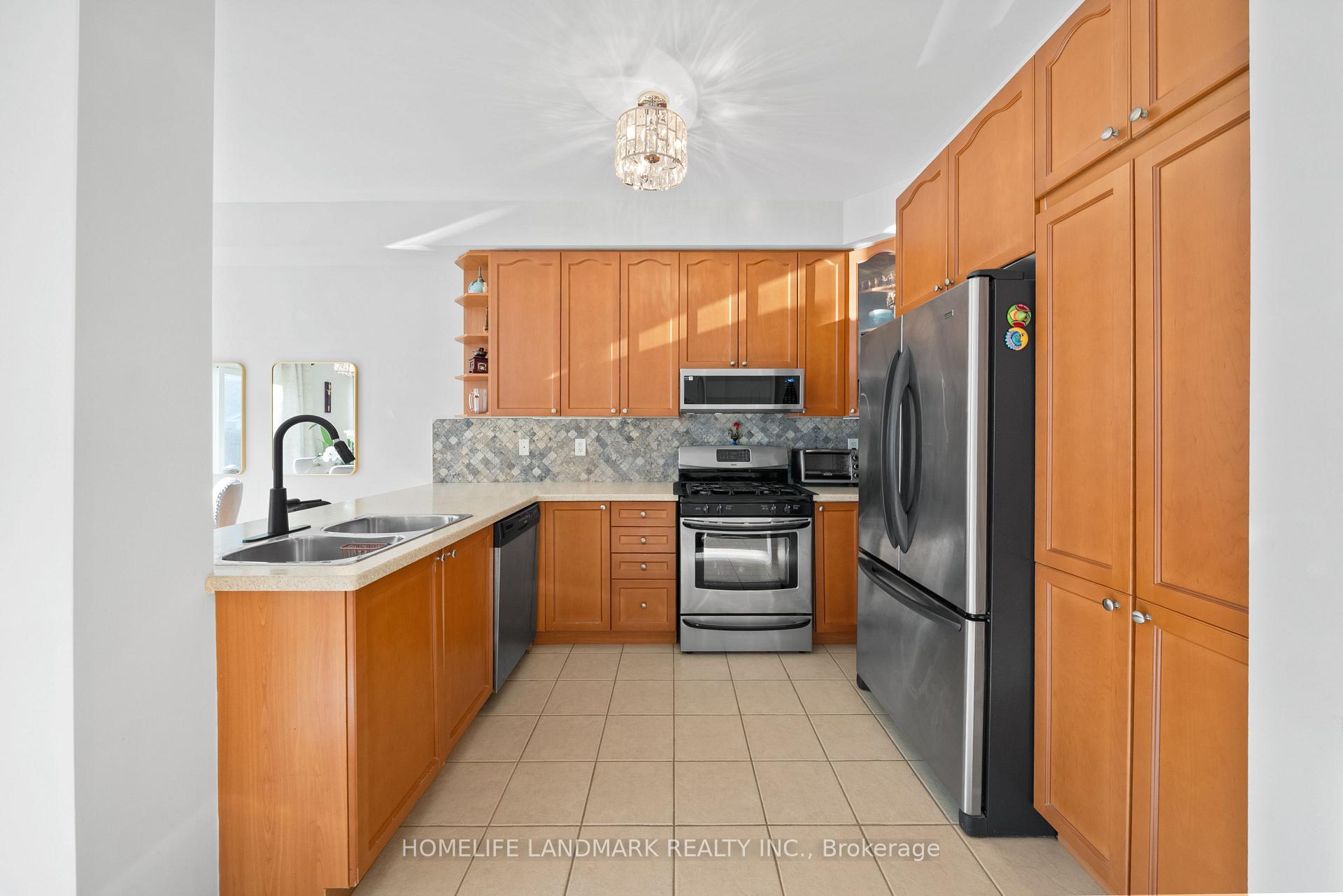 Photo 9 of 22 Riel Drive, Richmond Hill, Oak Ridges — HOMEH