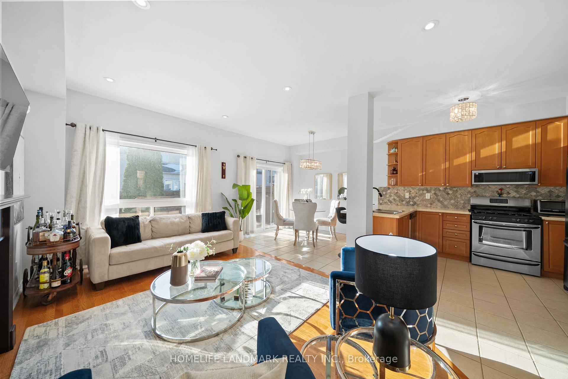 Photo 12 of 22 Riel Drive, Richmond Hill, Oak Ridges — HOMEH