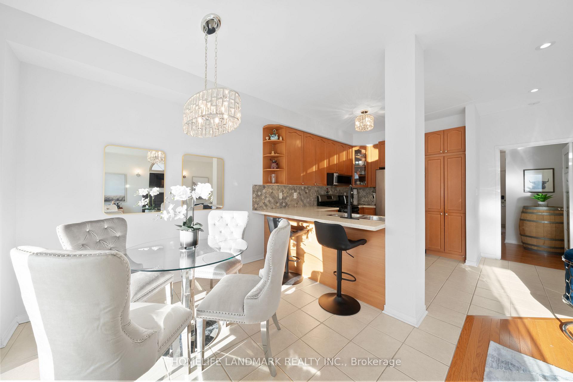 Photo 16 of 22 Riel Drive, Richmond Hill, Oak Ridges — HOMEH