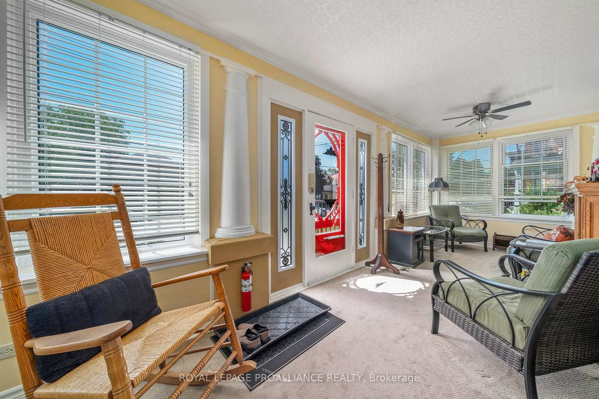 Photo 6 of 41 King Street, Prince Edward County, Picton Ward — HOMEH