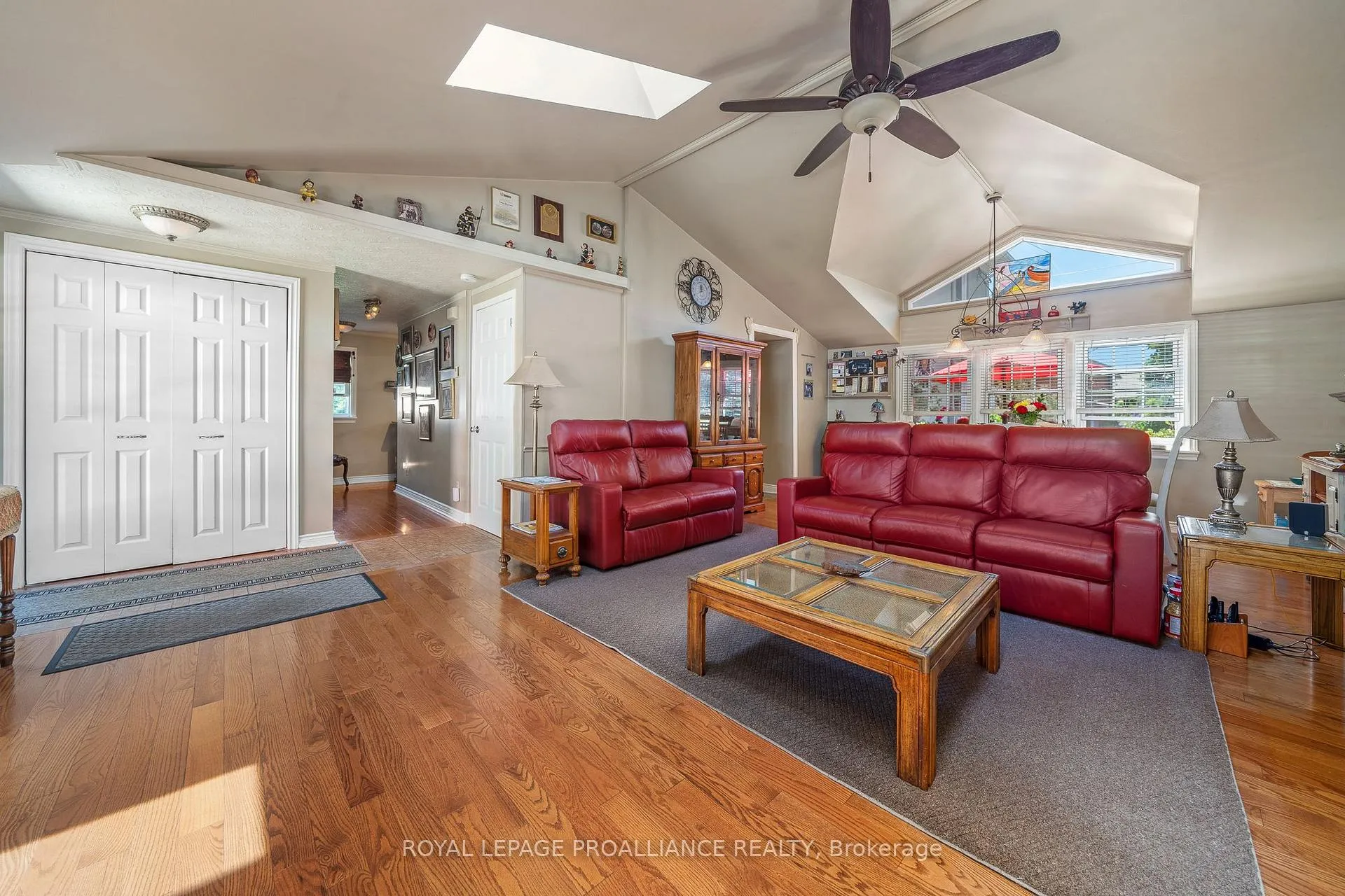 Photo 18 of 41 King Street, Prince Edward County, Picton Ward — HOMEH