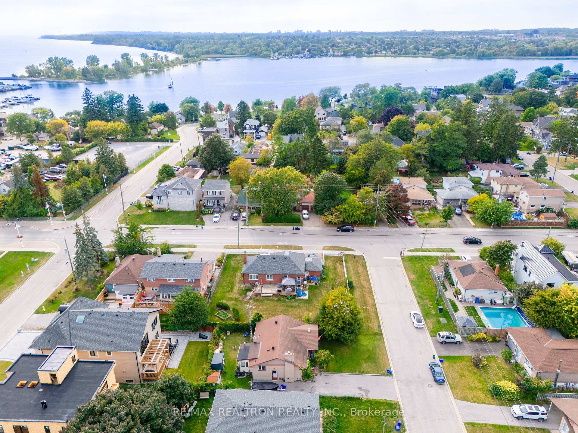 Photo 20 of 675 Liverpool Road, Pickering, Bay Ridges — HOMEH
