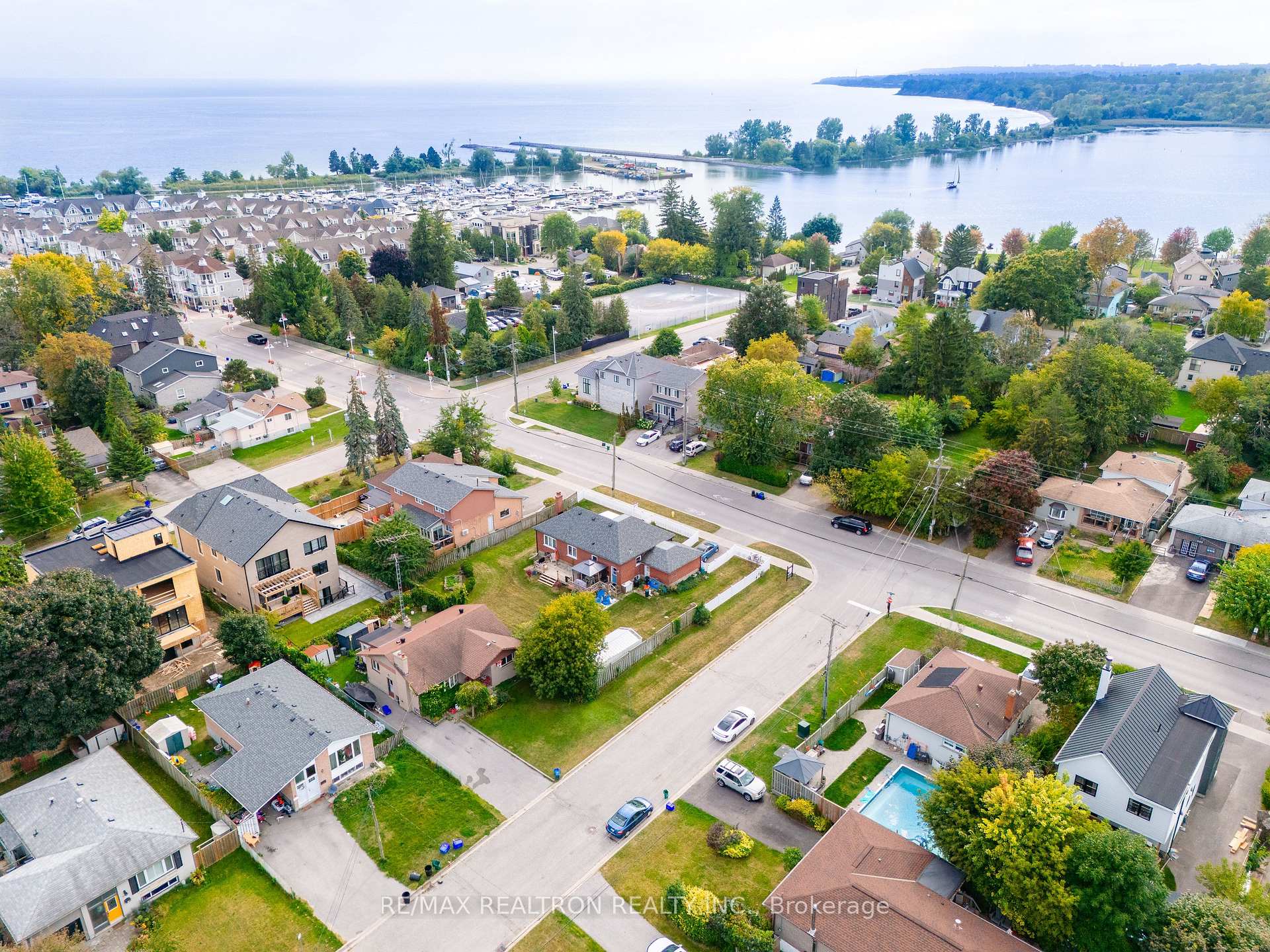Photo 21 of 675 Liverpool Road, Pickering, Bay Ridges — HOMEH
