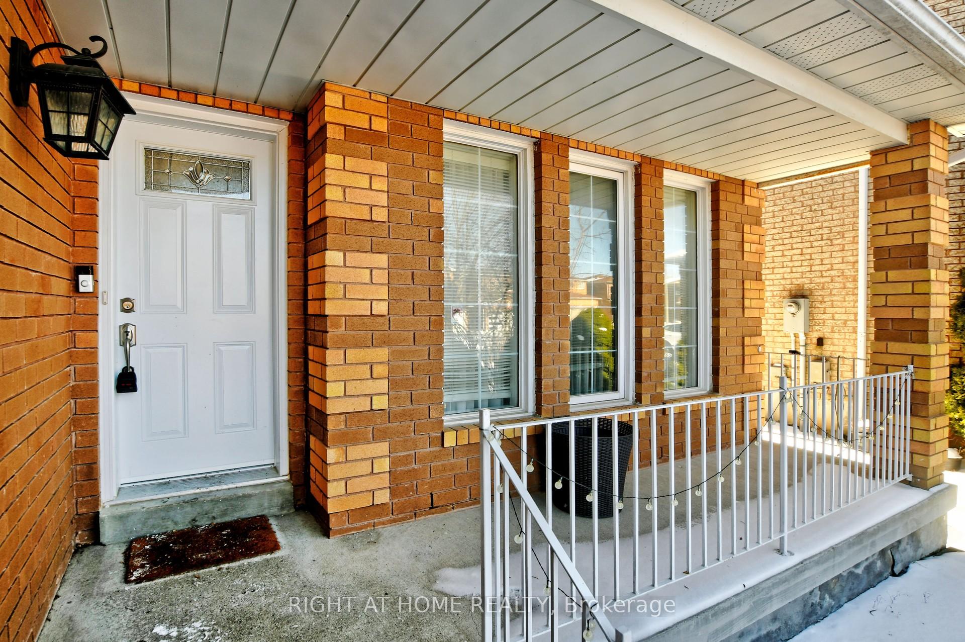 Photo 2 of 53 Mandel Crescent, Richmond Hill, Devonsleigh — HOMEH