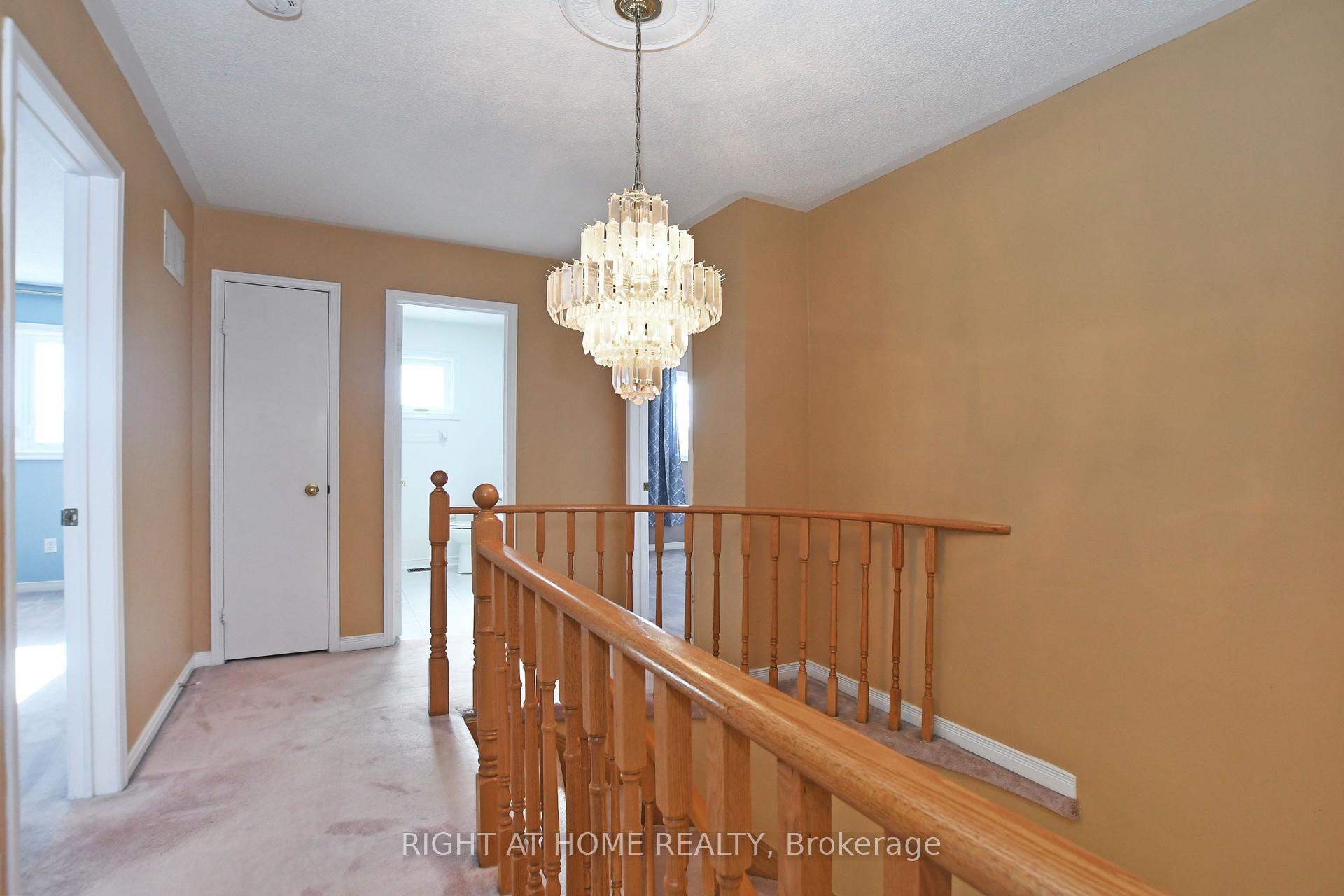 Photo 21 of 53 Mandel Crescent, Richmond Hill, Devonsleigh — HOMEH