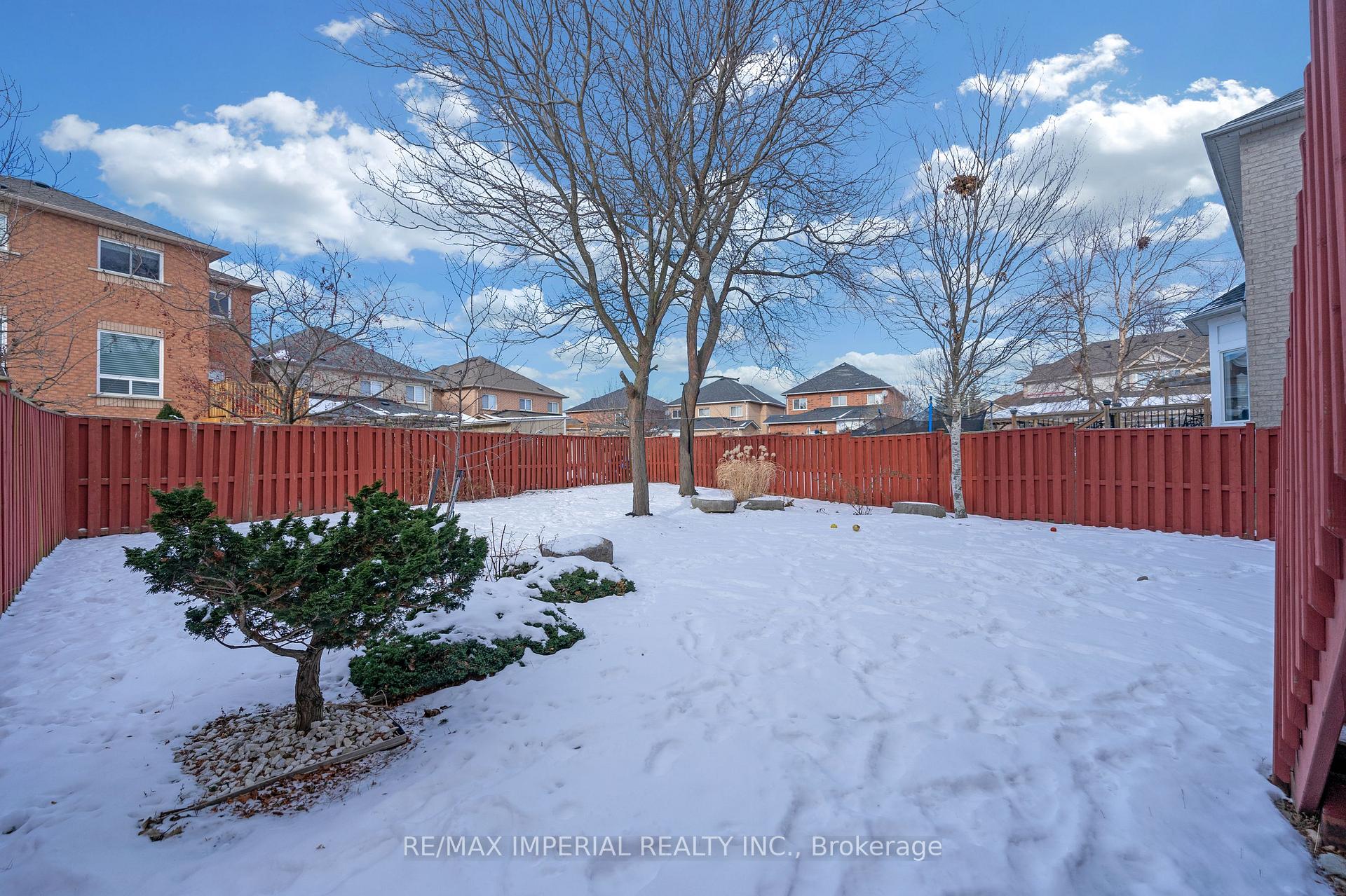 Photo 34 of 82 Santa Maria Trail, Vaughan, Vellore Village — HOMEH