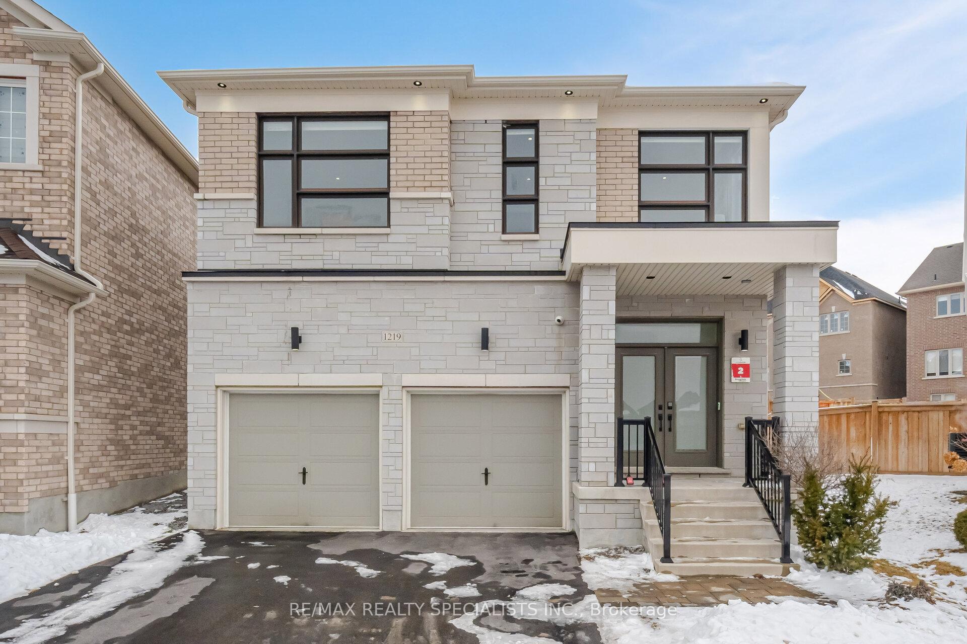 Front of 1219 Cactus Crescent