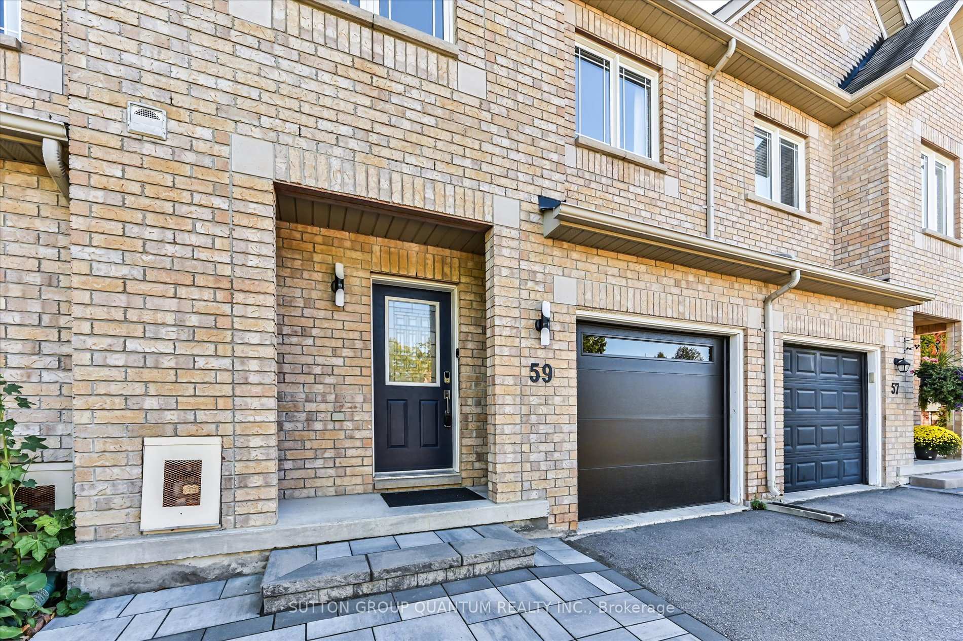 Photo 3 of 59 Marshview Avenue, Aurora, Bayview Northeast — HOMEH