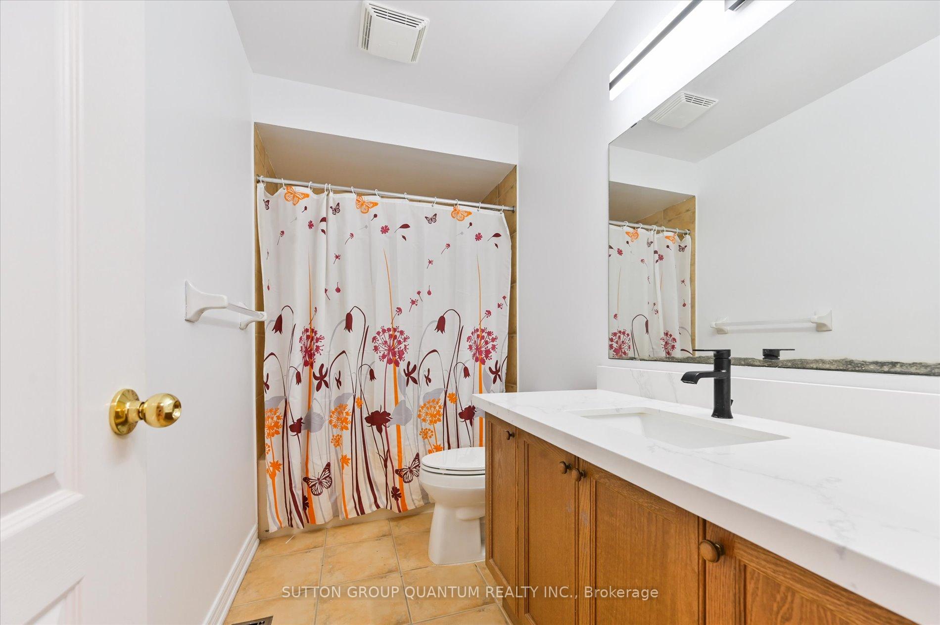 Photo 23 of 59 Marshview Avenue, Aurora, Bayview Northeast — HOMEH