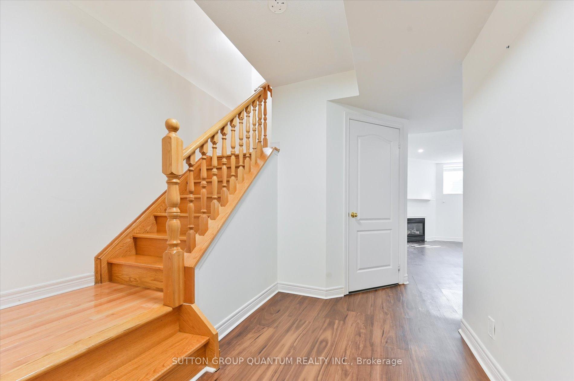 Photo 24 of 59 Marshview Avenue, Aurora, Bayview Northeast — HOMEH