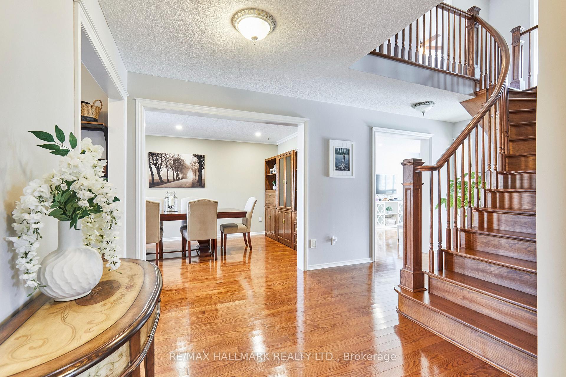 Photo 3 of 1302 Cornell Court, Pickering, Liverpool — HOMEH