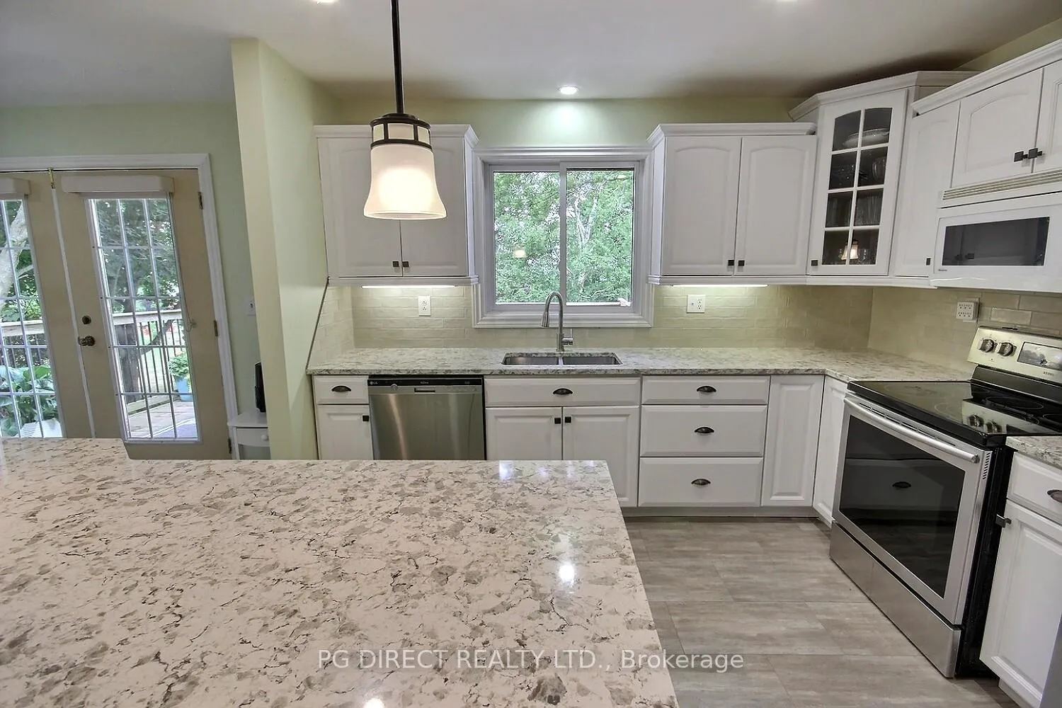 Photo 8 of 3268 County 3 Road, Prince Edward County, Ameliasburg Ward — HOMEH