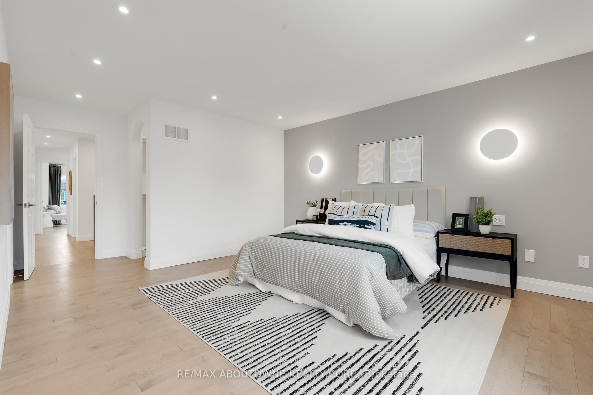 Photo 27 of 26 Starr Crescent, Aurora, Bayview Northeast — HOMEH