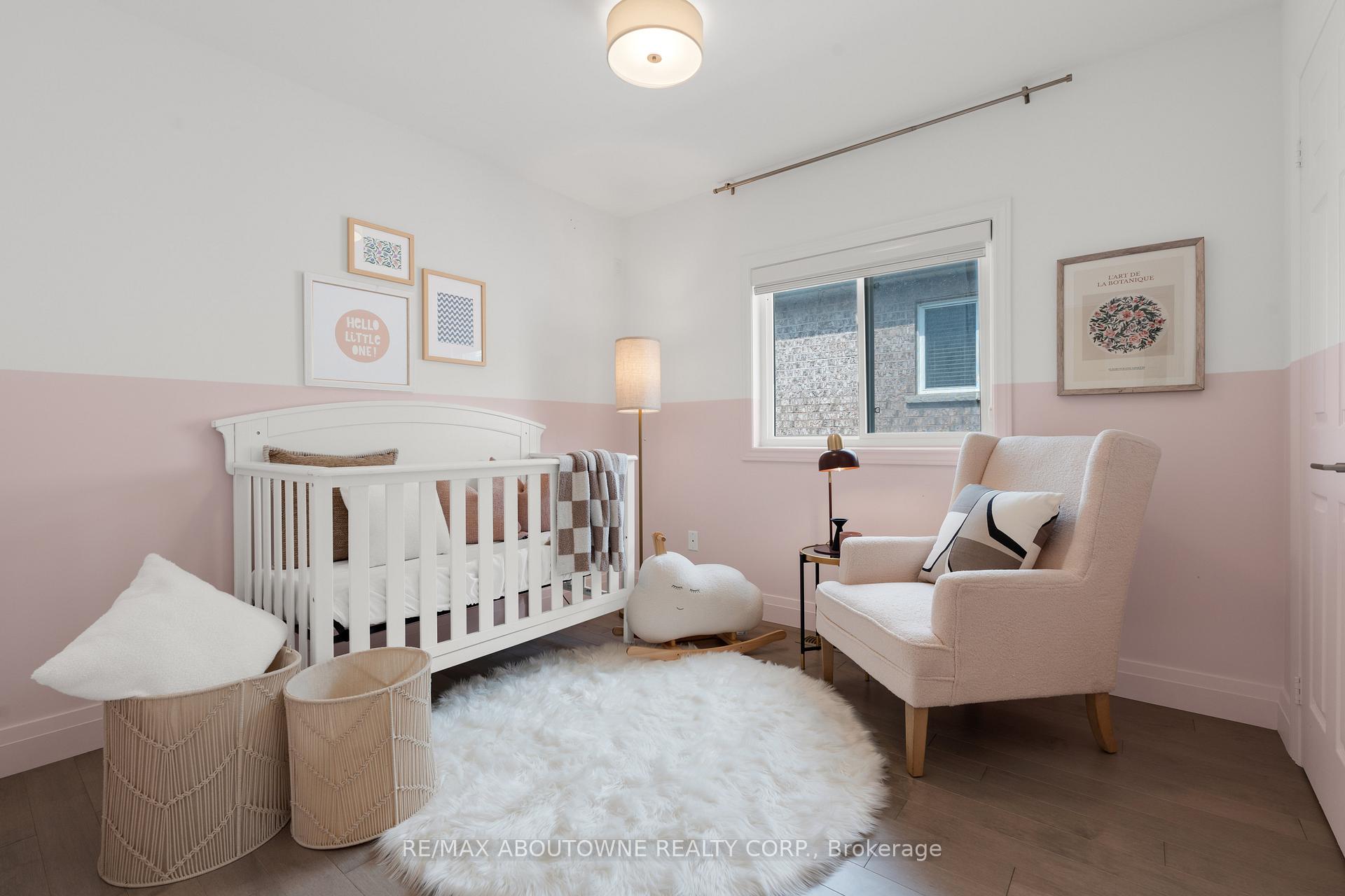 Photo 35 of 26 Starr Crescent, Aurora, Bayview Northeast — HOMEH