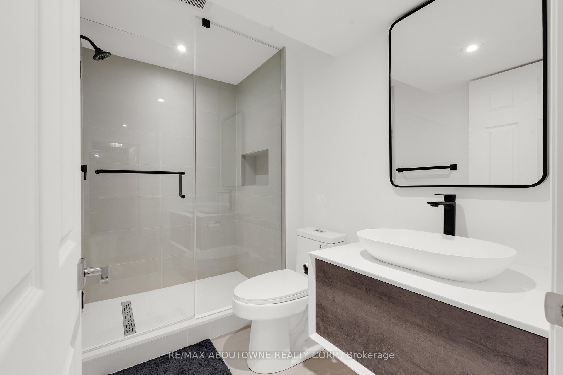 Photo 37 of 26 Starr Crescent, Aurora, Bayview Northeast — HOMEH