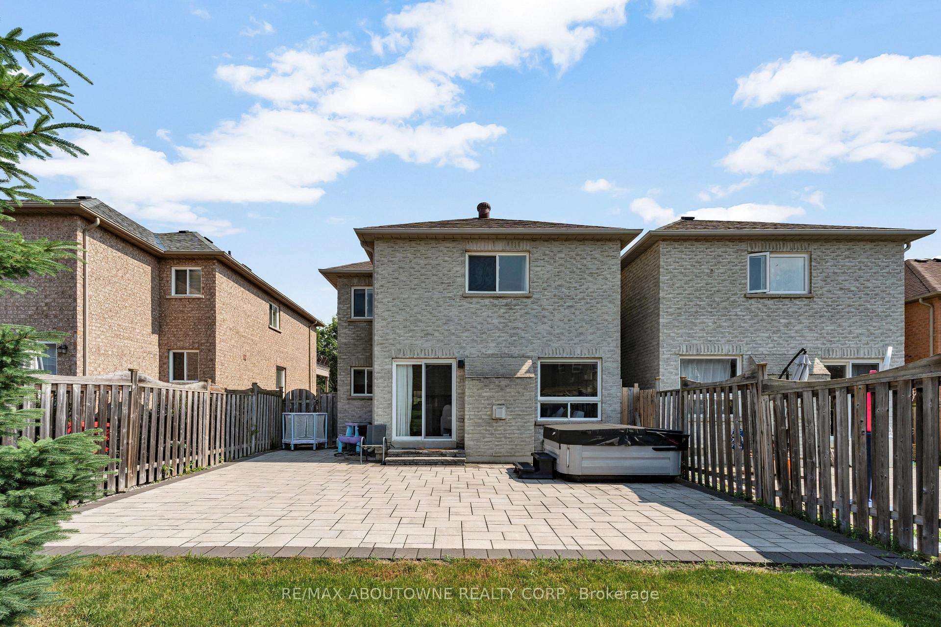 Photo 39 of 26 Starr Crescent, Aurora, Bayview Northeast — HOMEH