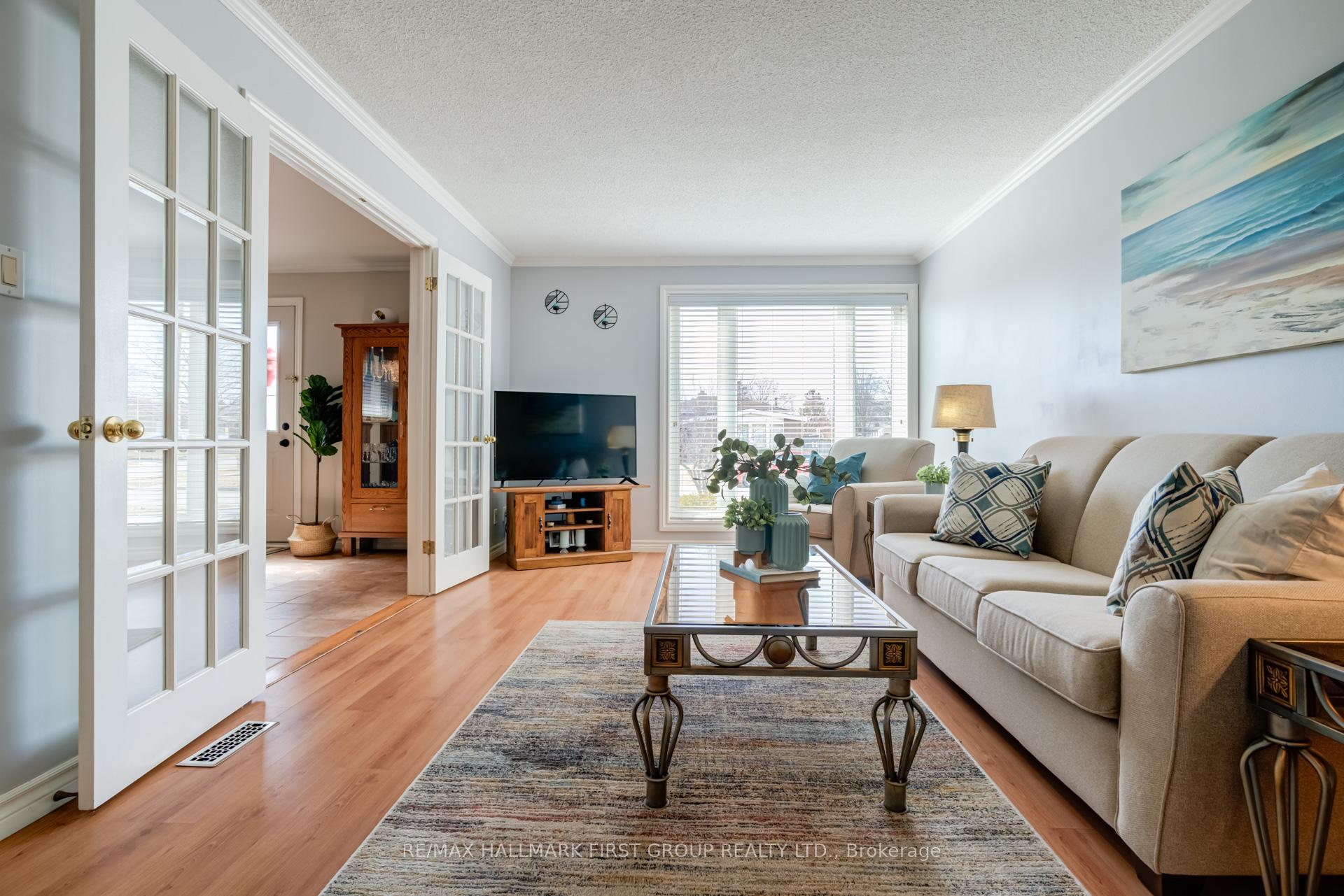 Photo 8 of 729 Cortez Avenue, Pickering, Bay Ridges — HOMEH