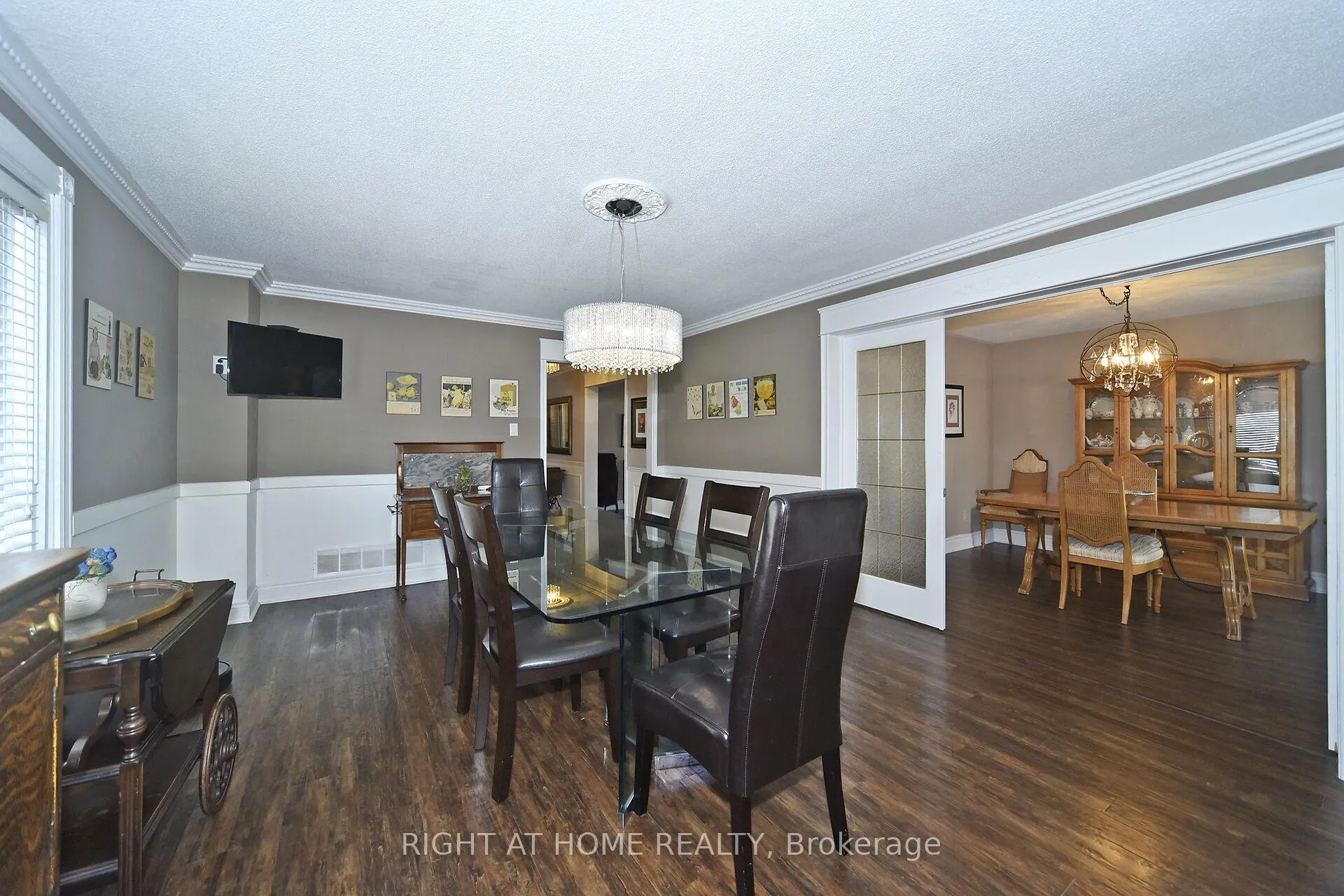 Photo 18 of 136 Oliver Lane, Vaughan, Maple — HOMEH