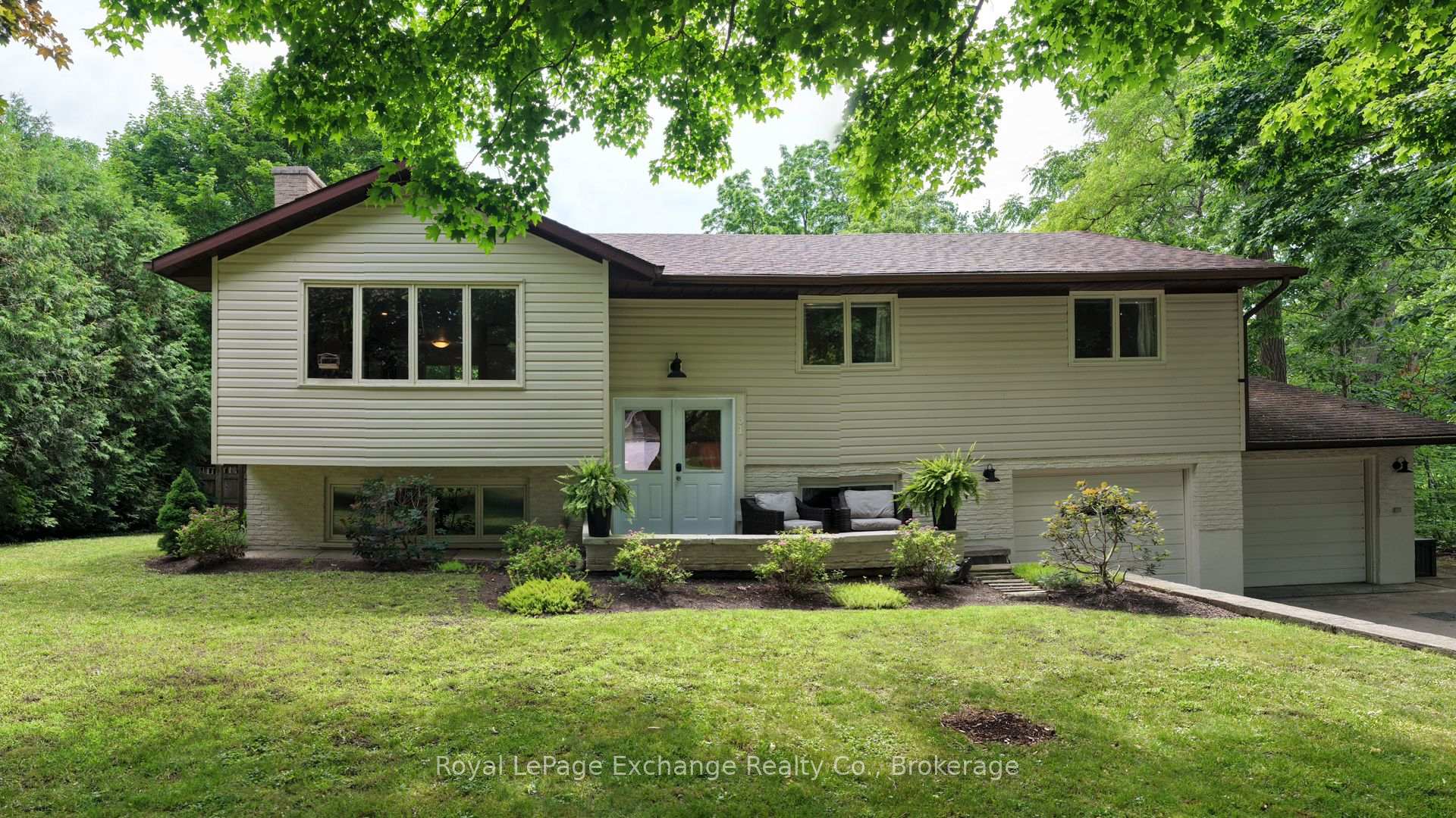 Photo 42 of 31 Main Street S, Bluewater, Bayfield — HOMEH