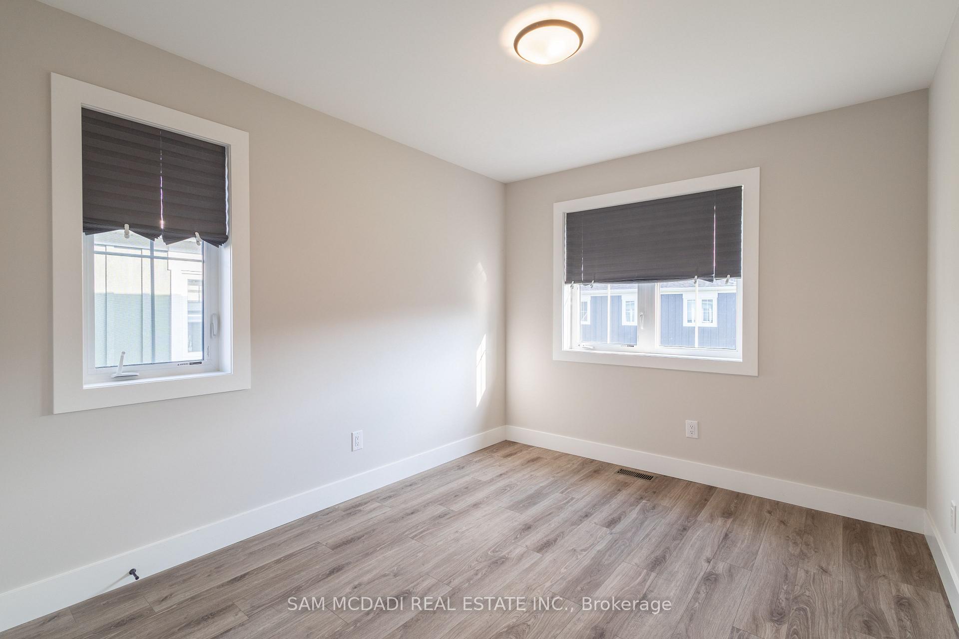 Photo 21 of 121 Black Willow Crescent, Blue Mountains — HOMEH