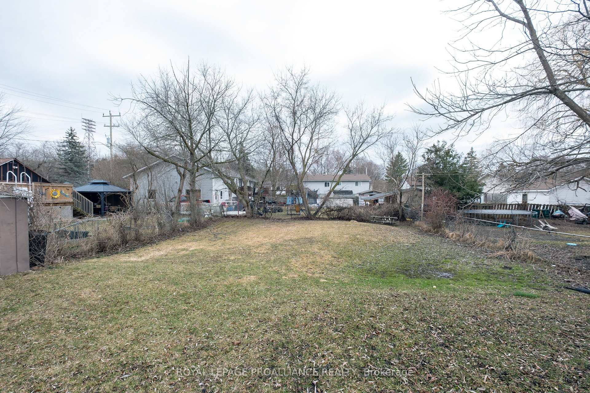 Photo 23 of 474 Front Street, Quinte West, Trenton Ward — HOMEH
