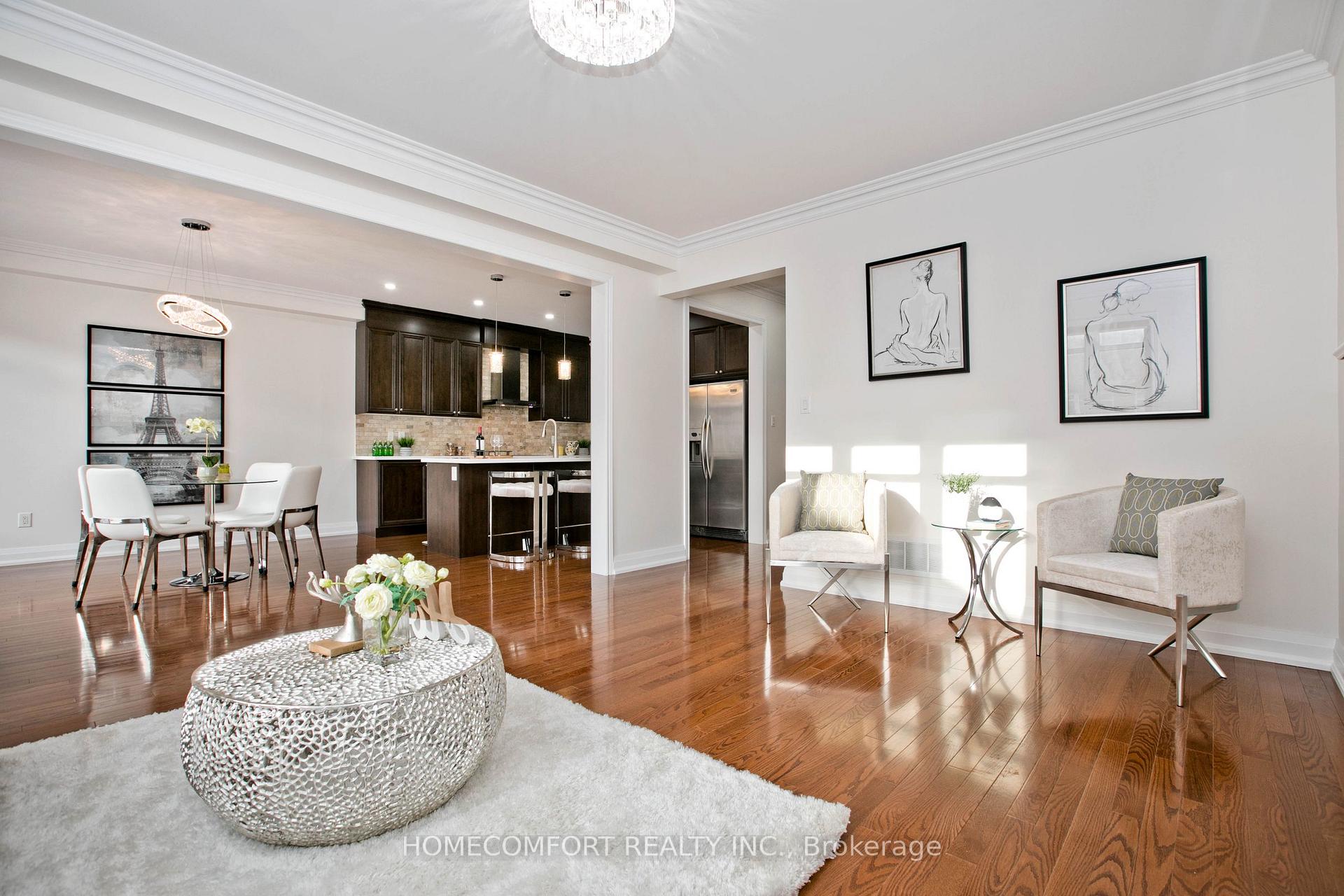 Photo 8 of Unit Upper, 34 Carat Crescent, Richmond Hill, Westbrook — HOMEH
