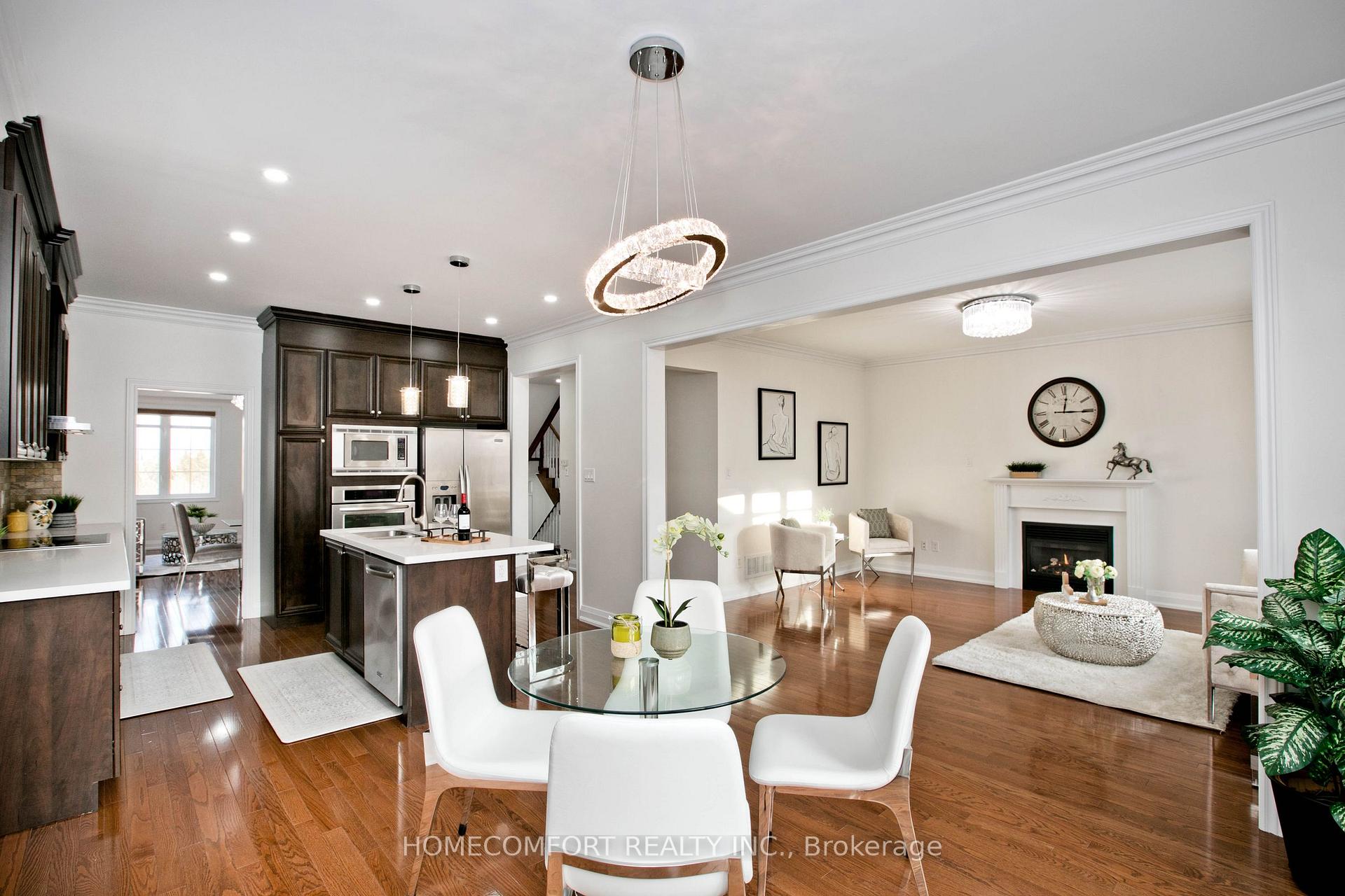 Photo 9 of Unit Upper, 34 Carat Crescent, Richmond Hill, Westbrook — HOMEH