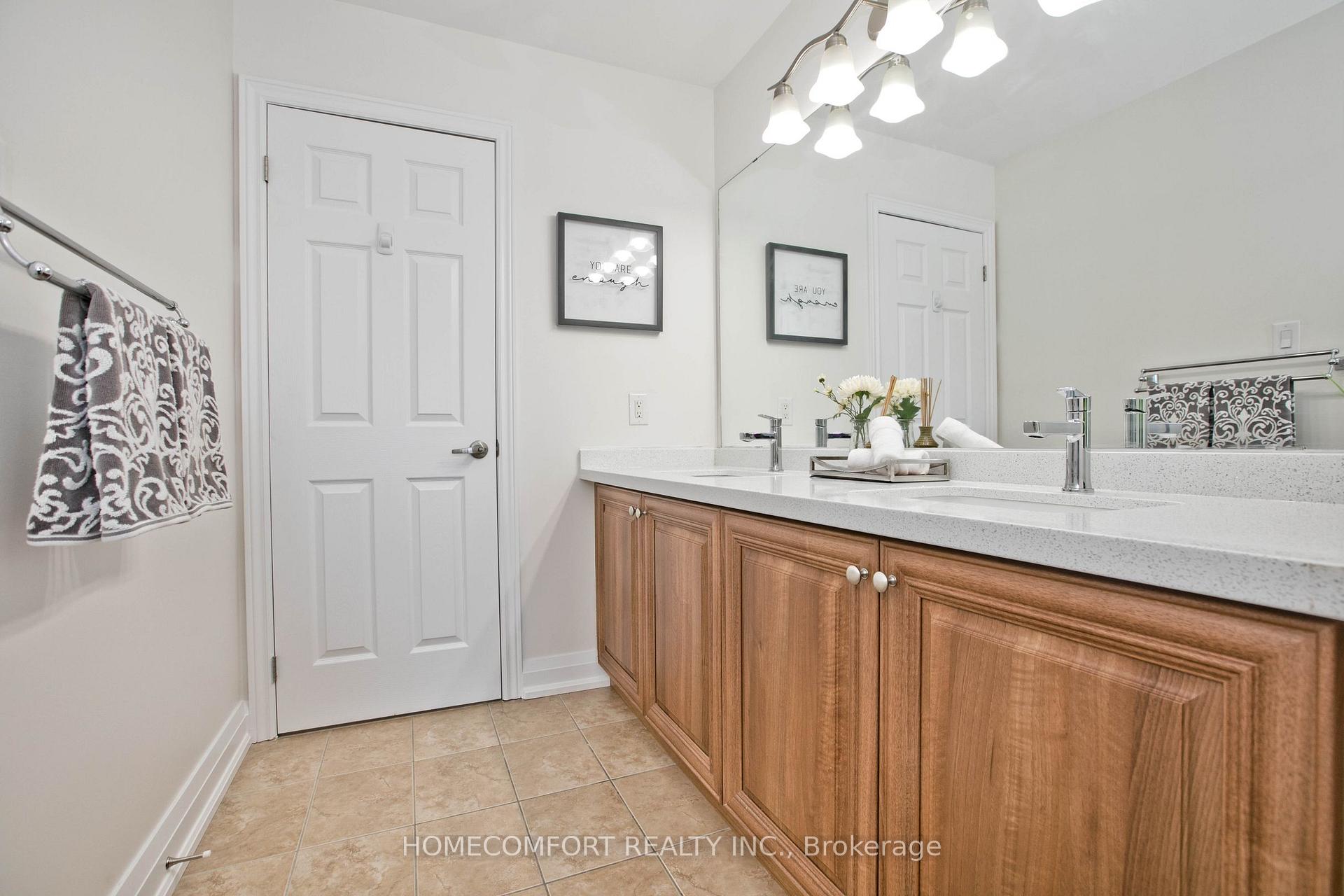 Photo 22 of Unit Upper, 34 Carat Crescent, Richmond Hill, Westbrook — HOMEH