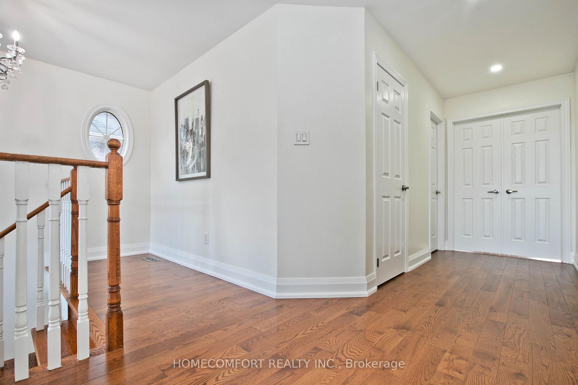 Photo 24 of Unit Upper, 34 Carat Crescent, Richmond Hill, Westbrook — HOMEH