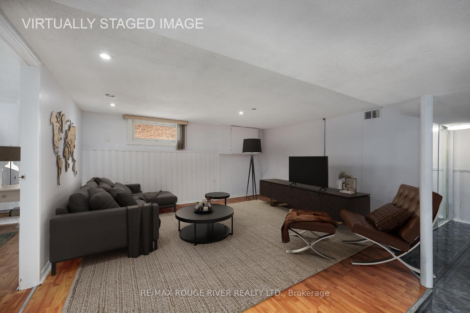 Photo 34 of 33 Hearne Crescent, Ajax, Central — HOMEH