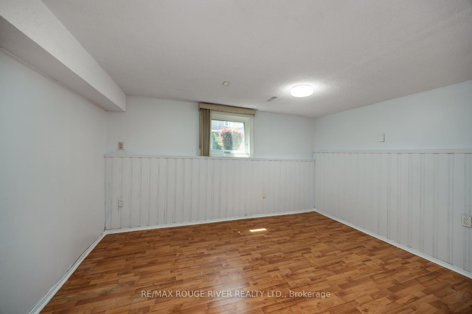 Photo 41 of 33 Hearne Crescent, Ajax, Central — HOMEH
