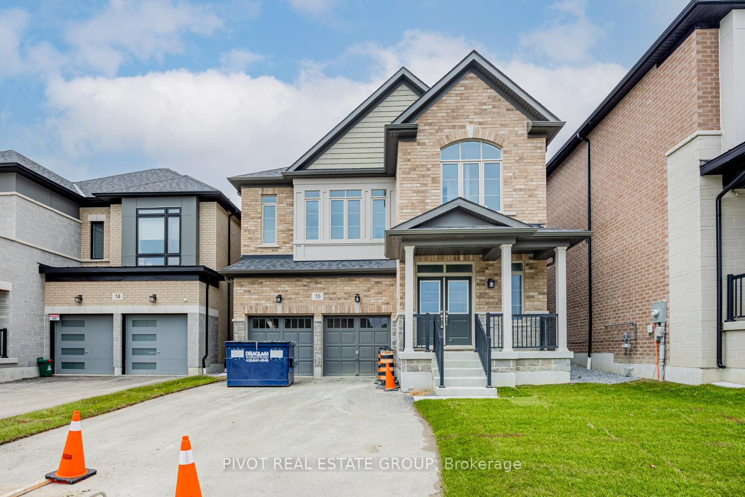 Photo 1 of 16 Waterfront Crescent, Whitby, Port Whitby — HOMEH