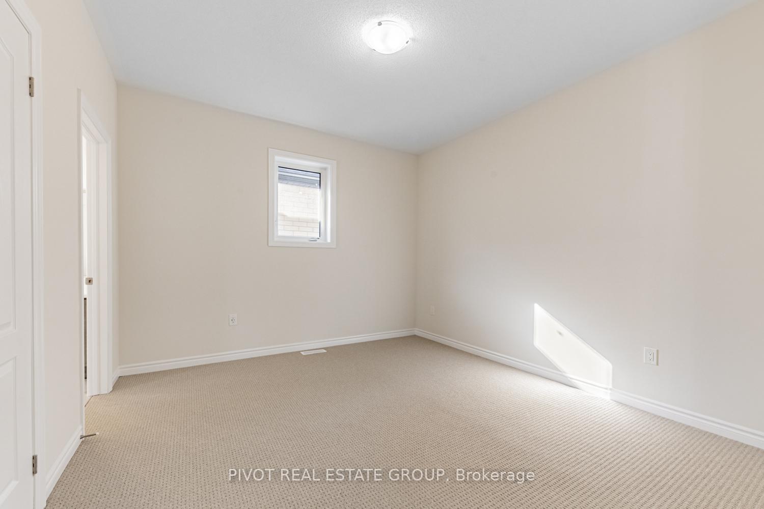Photo 28 of 16 Waterfront Crescent, Whitby, Port Whitby — HOMEH