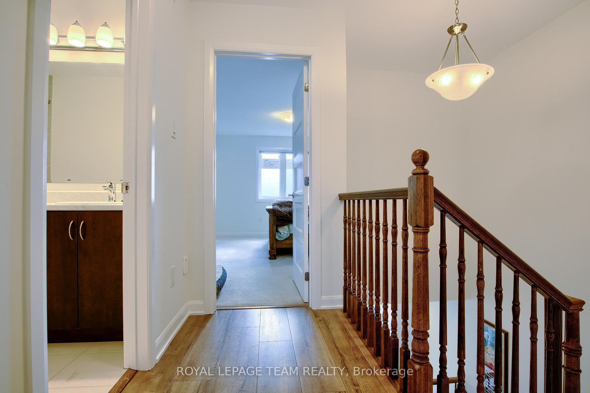 Photo 9 of 108 Maynooth Court, Ottawa, Barrhaven - Half Moon Bay — HOMEH