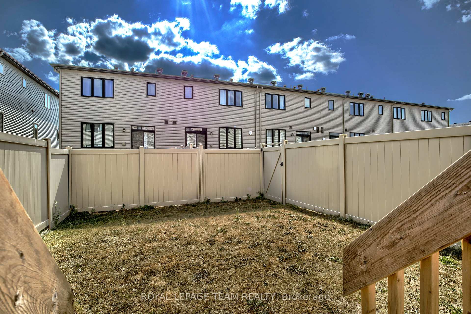 Photo 18 of 108 Maynooth Court, Ottawa, Barrhaven - Half Moon Bay — HOMEH