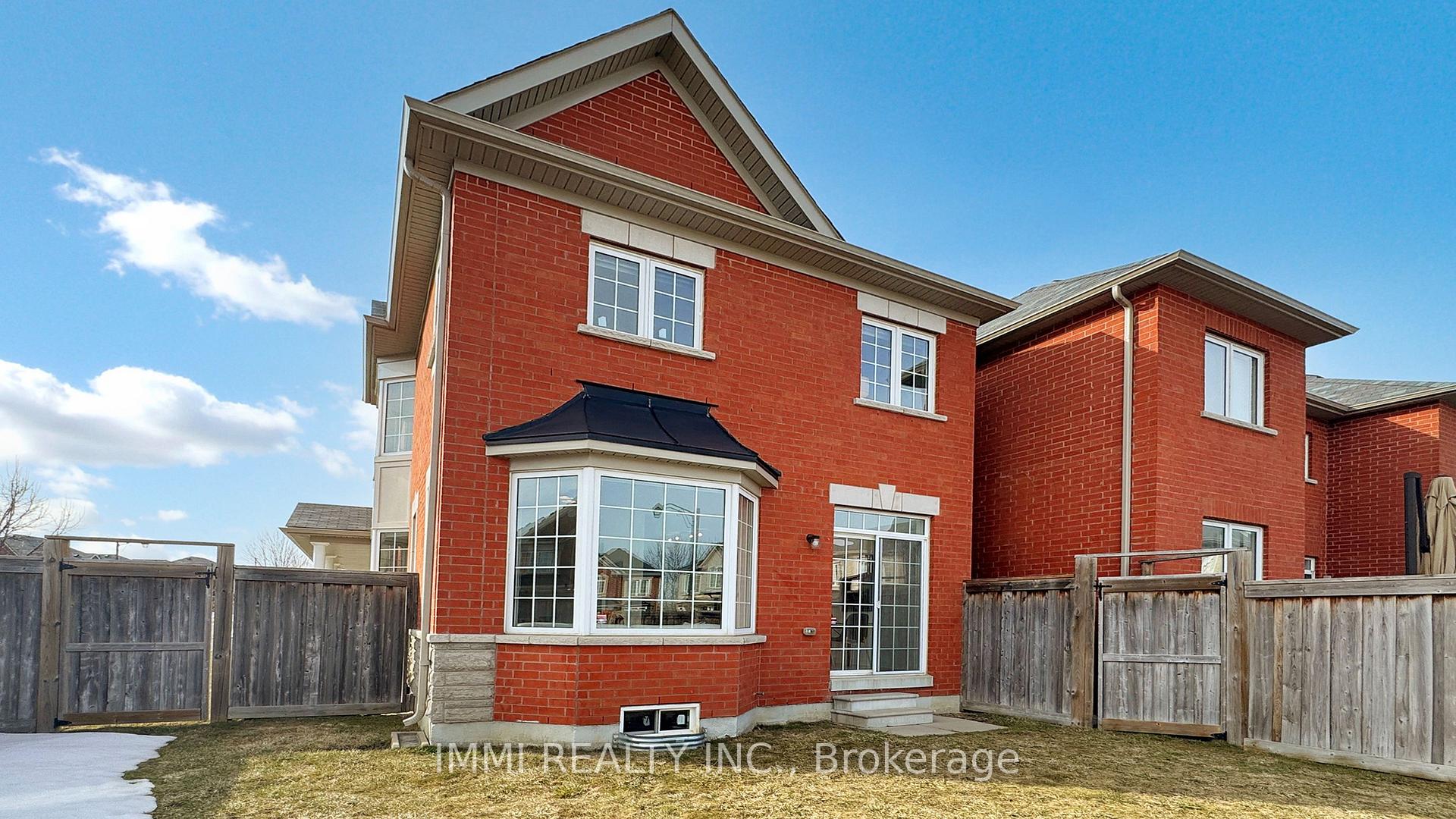 Photo 22 of 1 Napanee Street, Richmond Hill, Jefferson — HOMEH