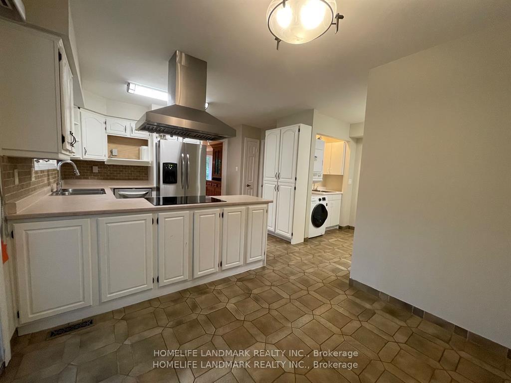 Photo 15 of 34 Steeplechase Avenue, Aurora, Aurora Estates — HOMEH