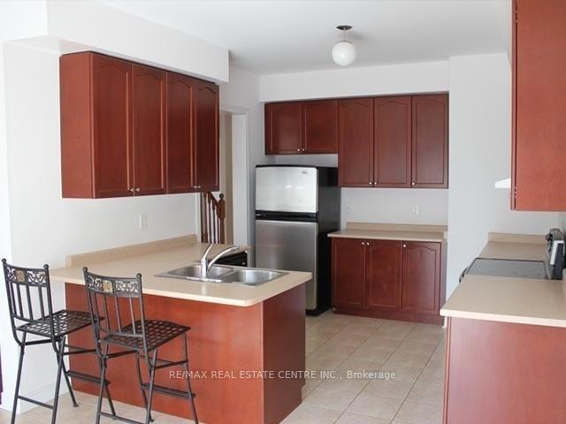 Photo 5 of 344 Vellore Park Avenue, Vaughan, Vellore Village — HOMEH