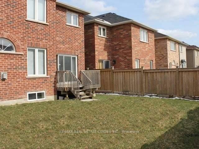 Photo 16 of 344 Vellore Park Avenue, Vaughan, Vellore Village — HOMEH