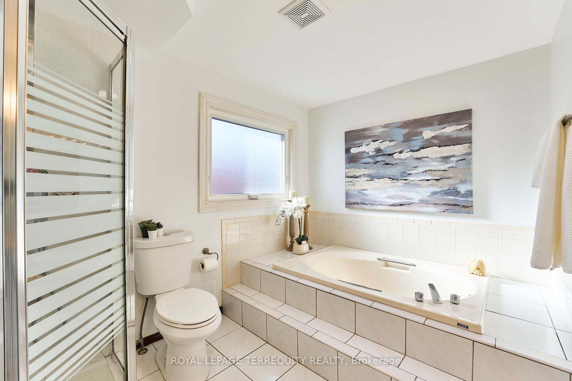 Photo 23 of 1093 Rouge Valley Drive, Pickering, Rougemount — HOMEH