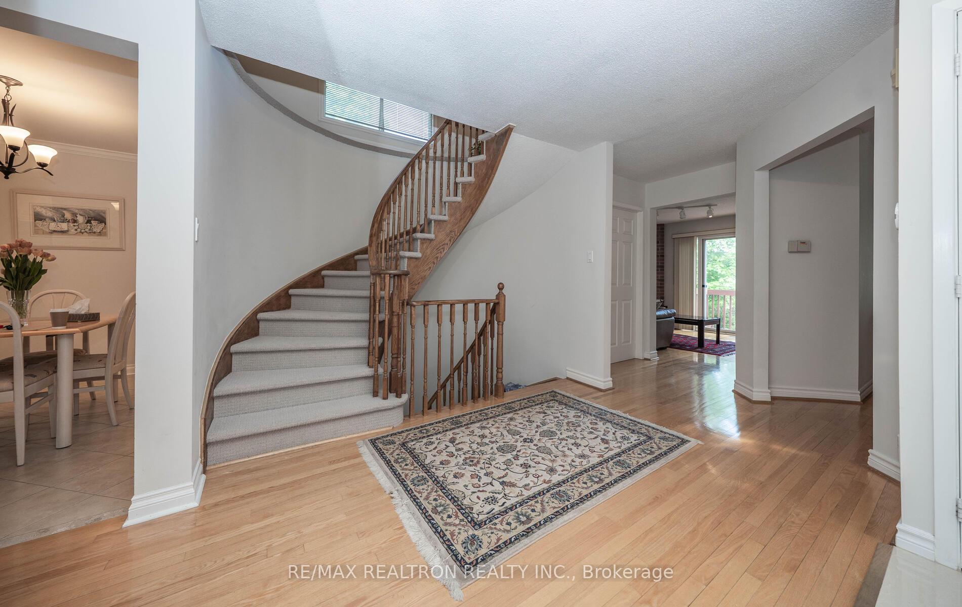 Photo 7 of 178 Winding Lane, Vaughan, Crestwood-Springfarm-Yorkhill — HOMEH