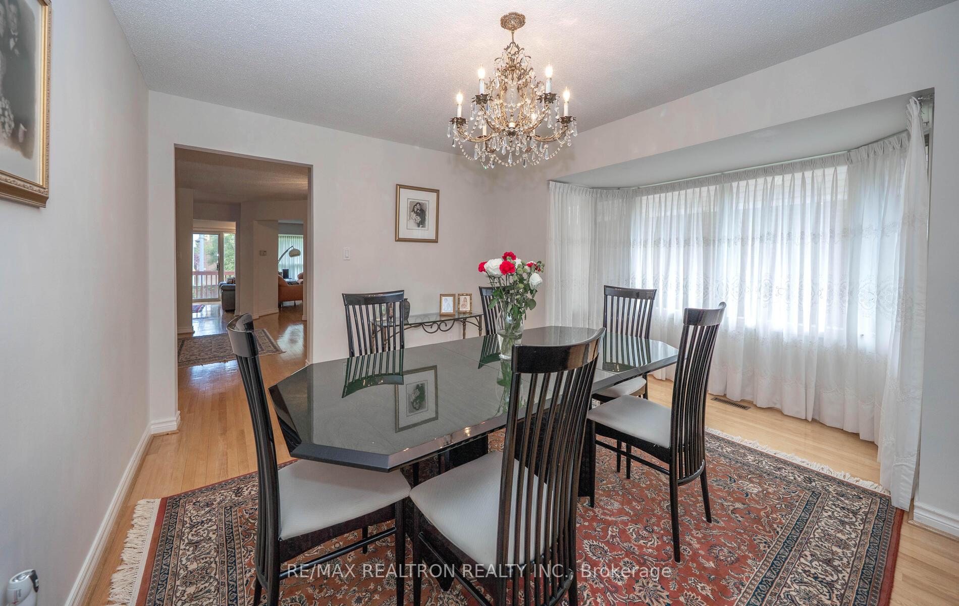 Photo 15 of 178 Winding Lane, Vaughan, Crestwood-Springfarm-Yorkhill — HOMEH