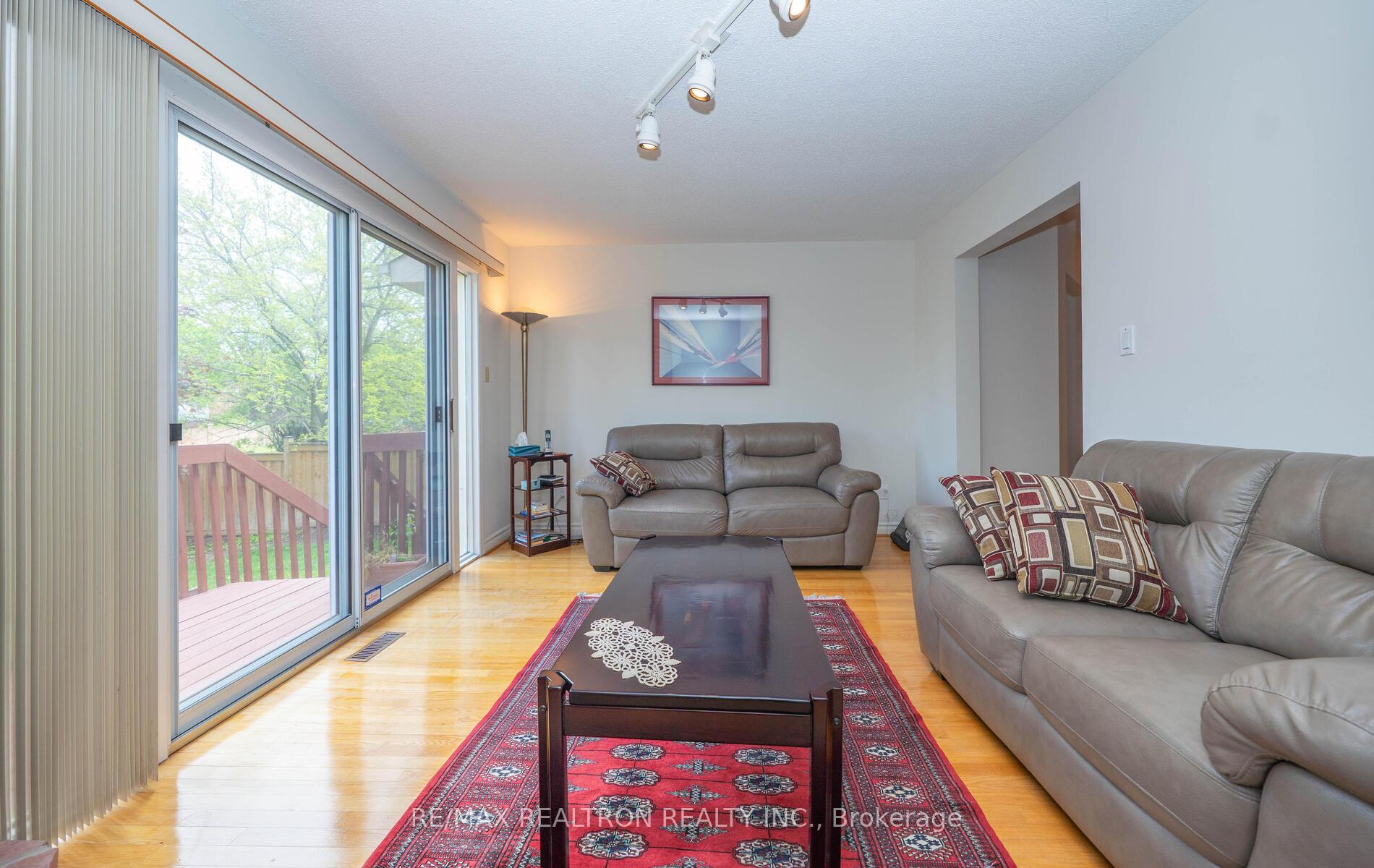 Photo 17 of 178 Winding Lane, Vaughan, Crestwood-Springfarm-Yorkhill — HOMEH